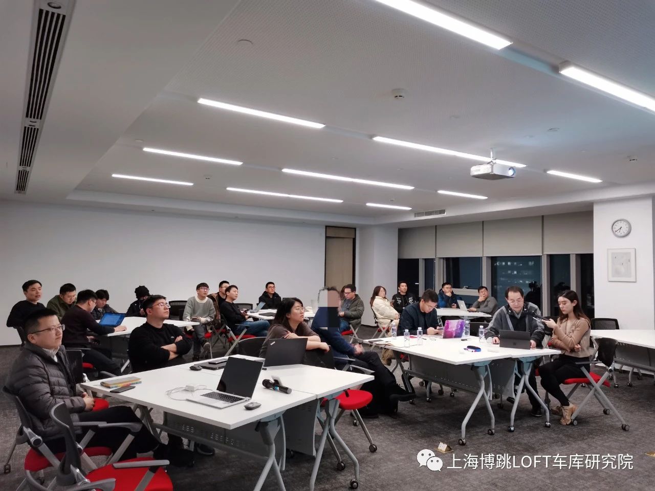 门头沟杭州LOFT车库专题会